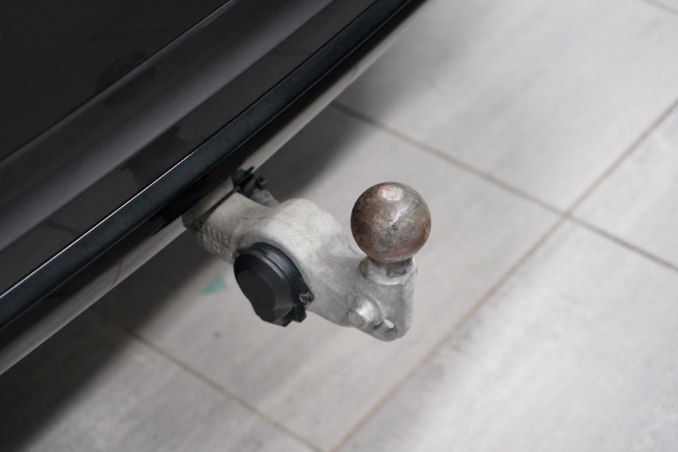 Volvo XC60 2,0 T6 ReCharge Plus Dark aut. AWD 5d