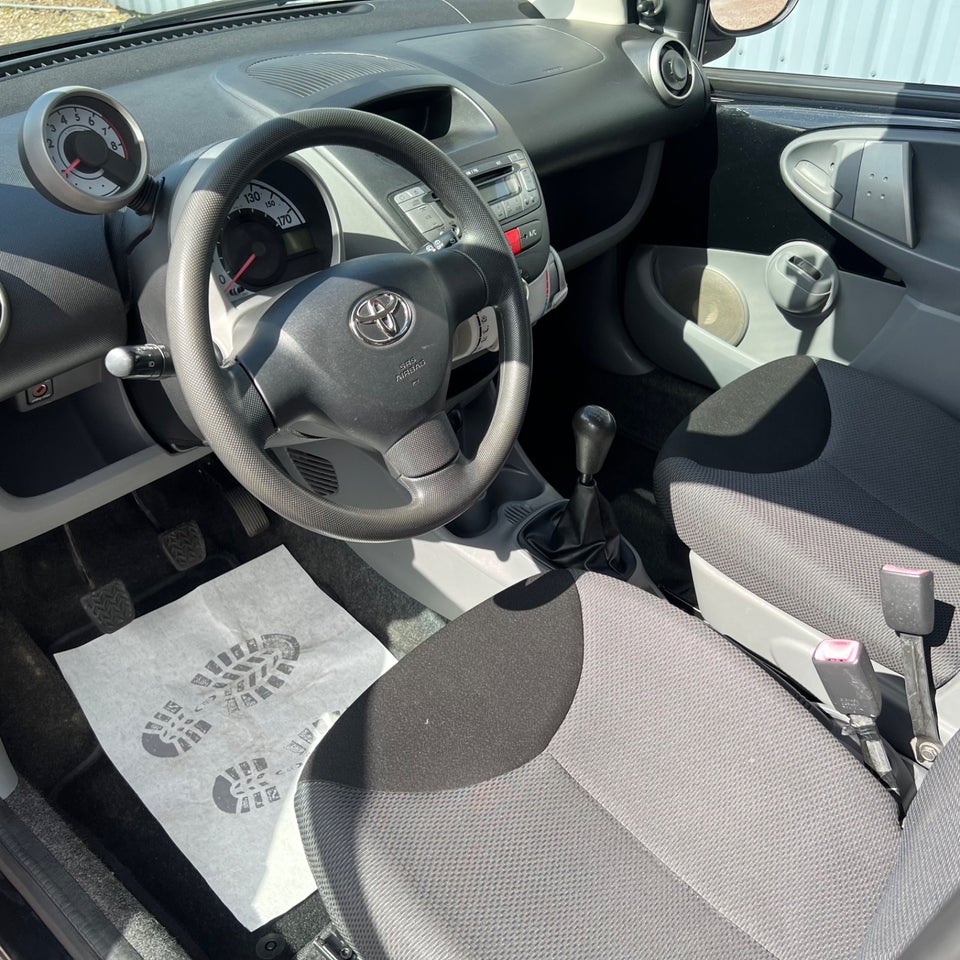 Toyota Aygo 1,0 Plus komfort 5d