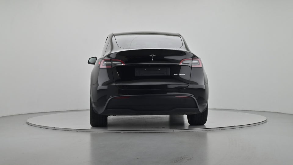 Tesla Model Y Long Range AWD 5d