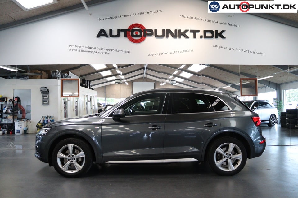 Audi Q5 2,0 TDi 190 S-line quattro S-tr. 5d