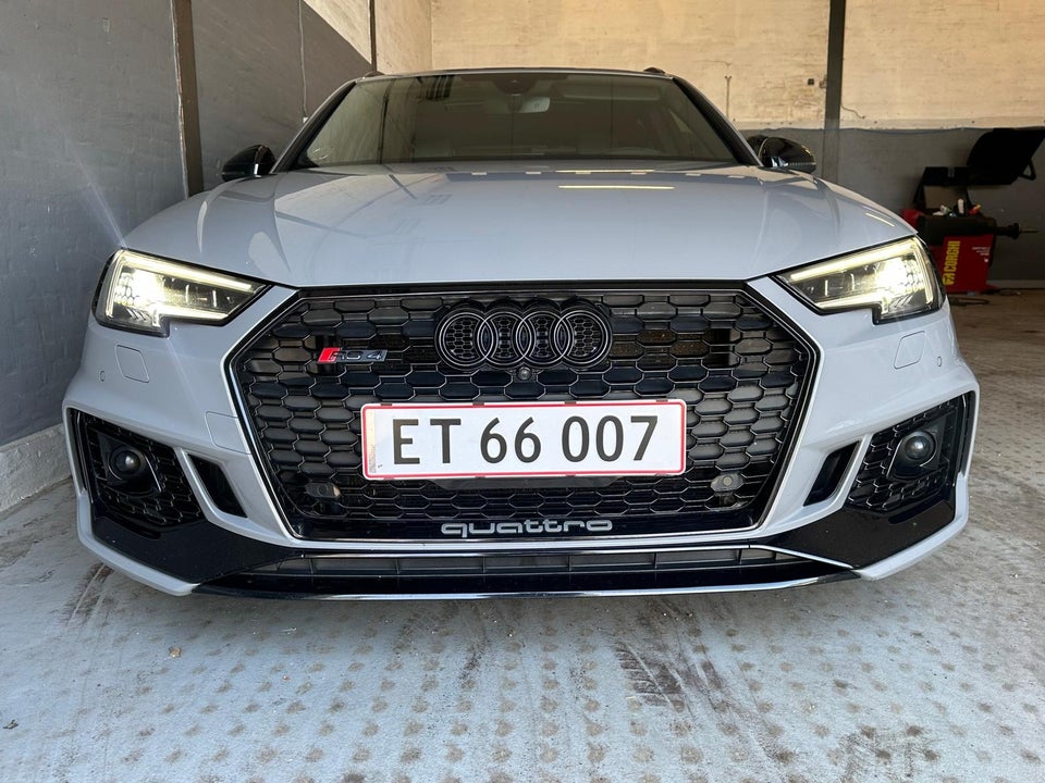 Audi RS4 2,9 TFSi MTM Avant quattro Tiptr. 5d