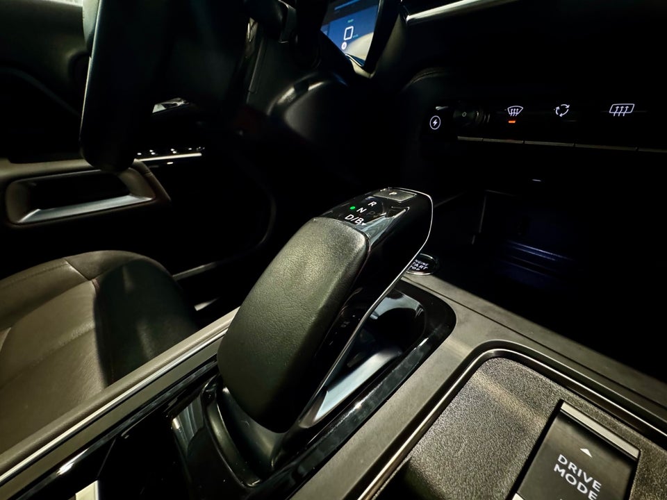 Citroën C5 Aircross 1,6 Hybrid Shine Sport EAT8 5d