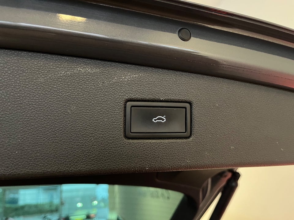 VW Tiguan 2,0 TDi 150 Elegance DSG Van 5d