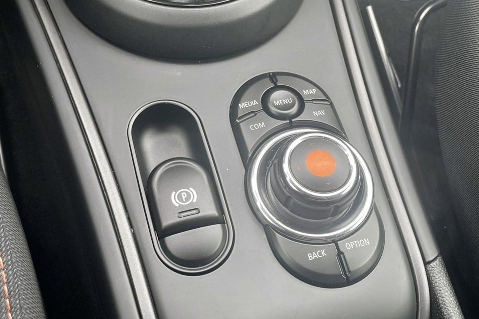 MINI Countryman Cooper SE 1,5 Essential aut. ALL4 5d