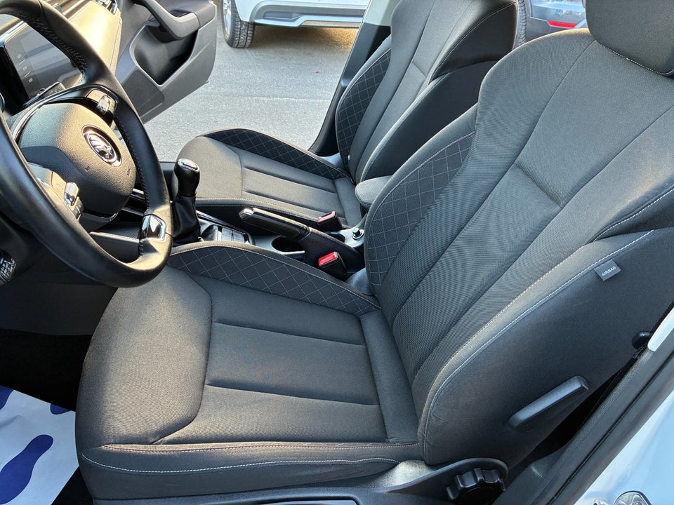 Skoda Kamiq 1,0 TSi 110 Ambition 5d