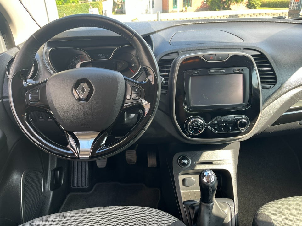 Renault Captur 0,9 TCe 90 Expression 5d