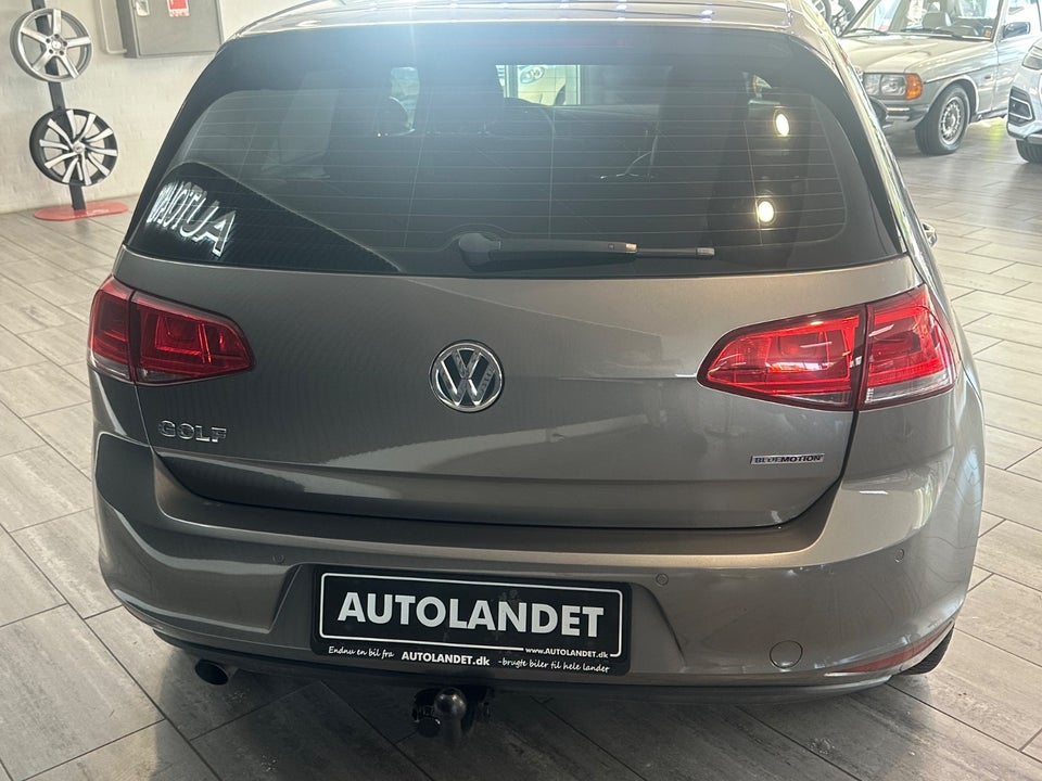 VW Golf VII 1,6 TDi 110 BlueMotion 5d