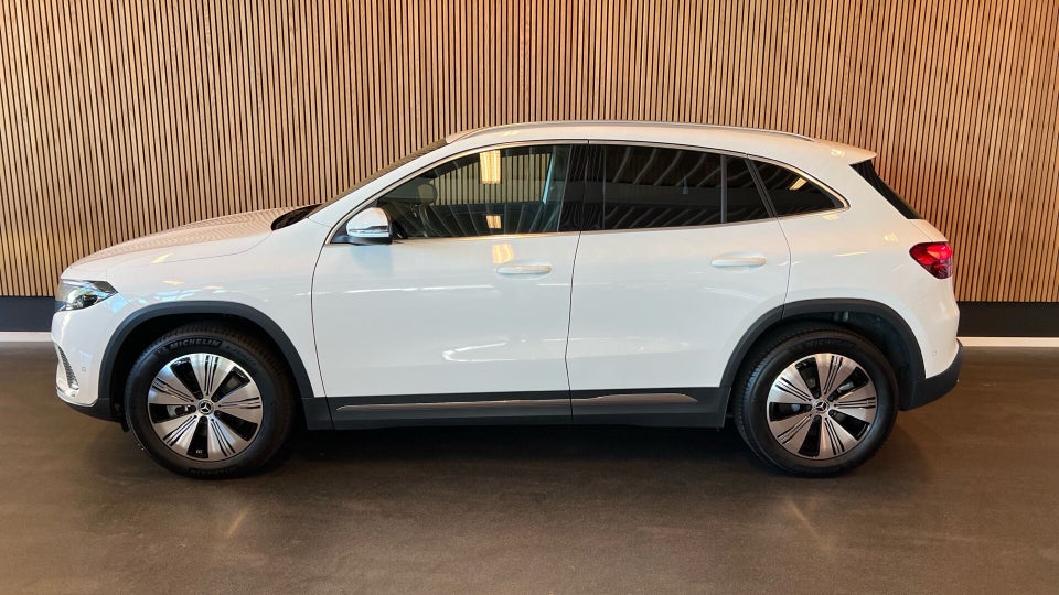 Mercedes EQA250+ Progressive 5d