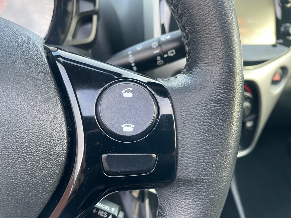 Toyota Aygo 1,0 VVT-i x-sky 5d