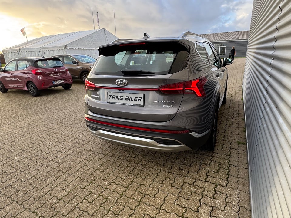 Hyundai Santa Fe 1,6 PHEV Essential aut. 4WD 7prs 5d