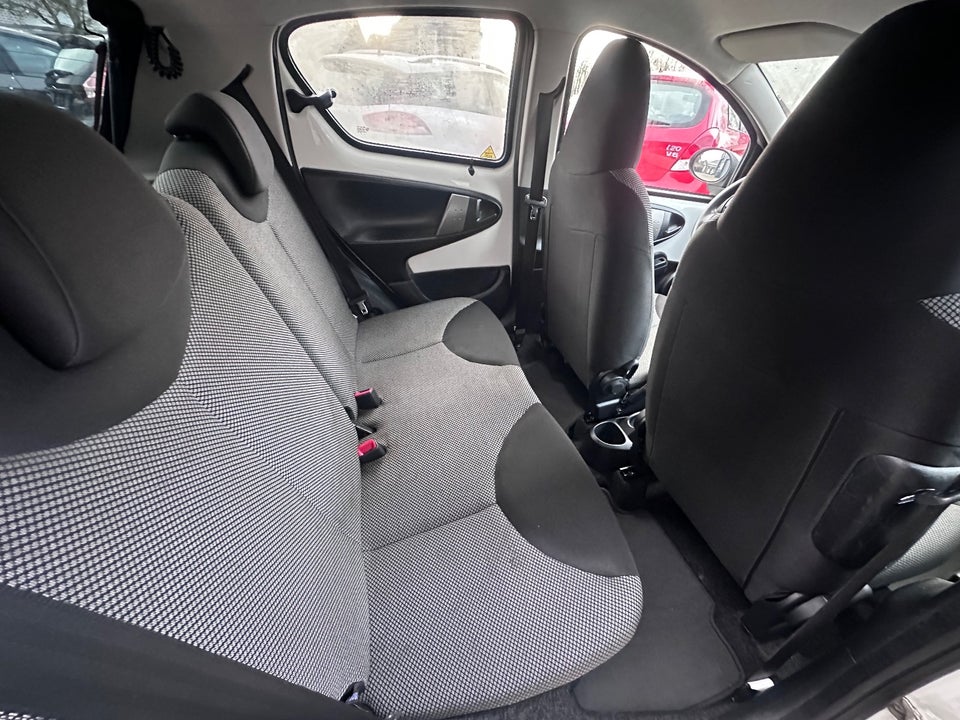 Toyota Aygo 1,0 VVT-i T1 5d