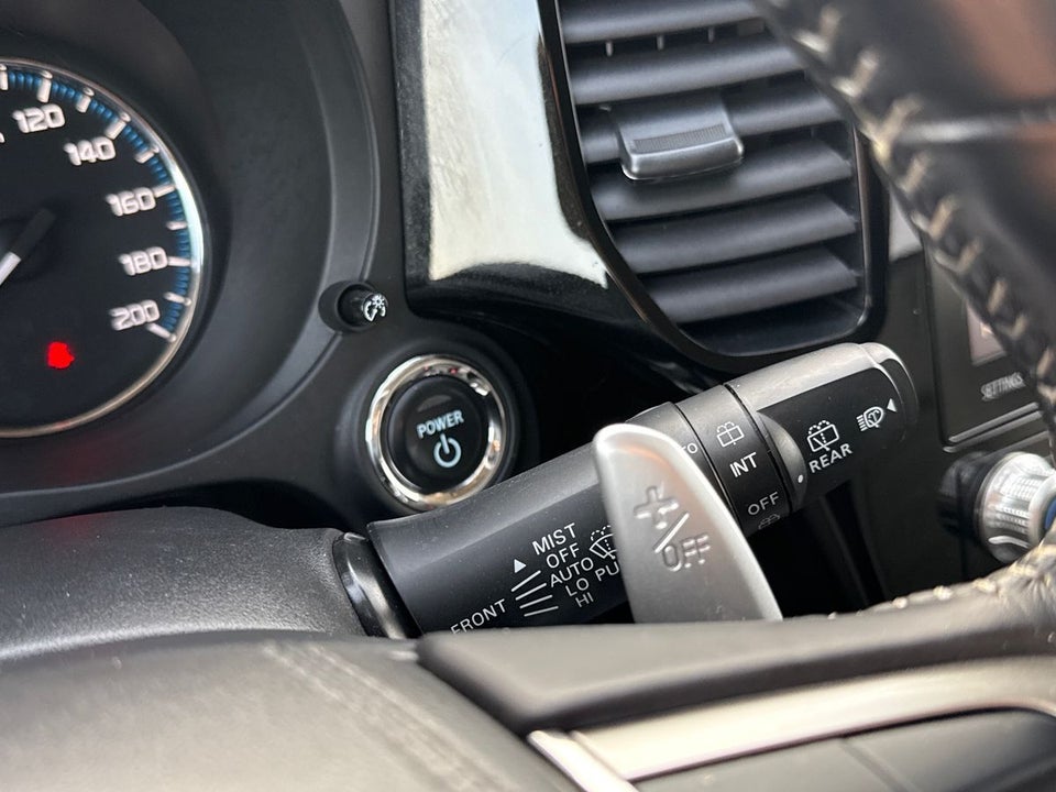 Mitsubishi Outlander 2,4 PHEV Intense CVT 4WD 5d
