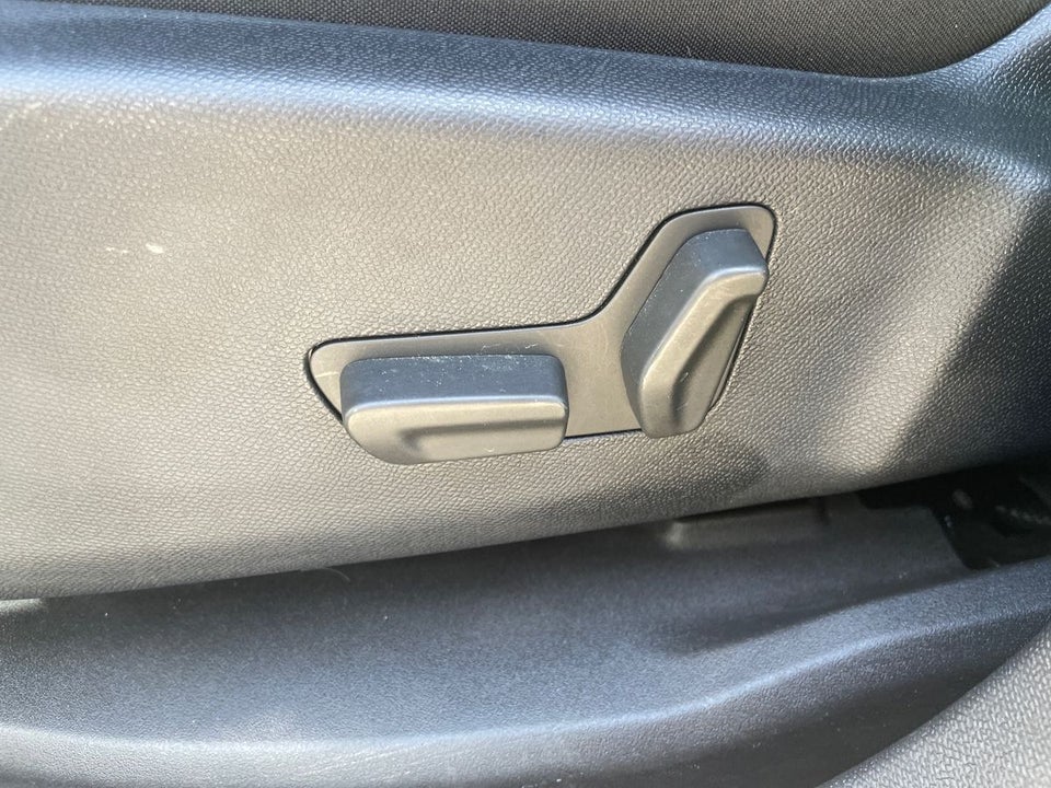 Citroën C5 Aircross 1,6 Hybrid Shine Sport EAT8 5d