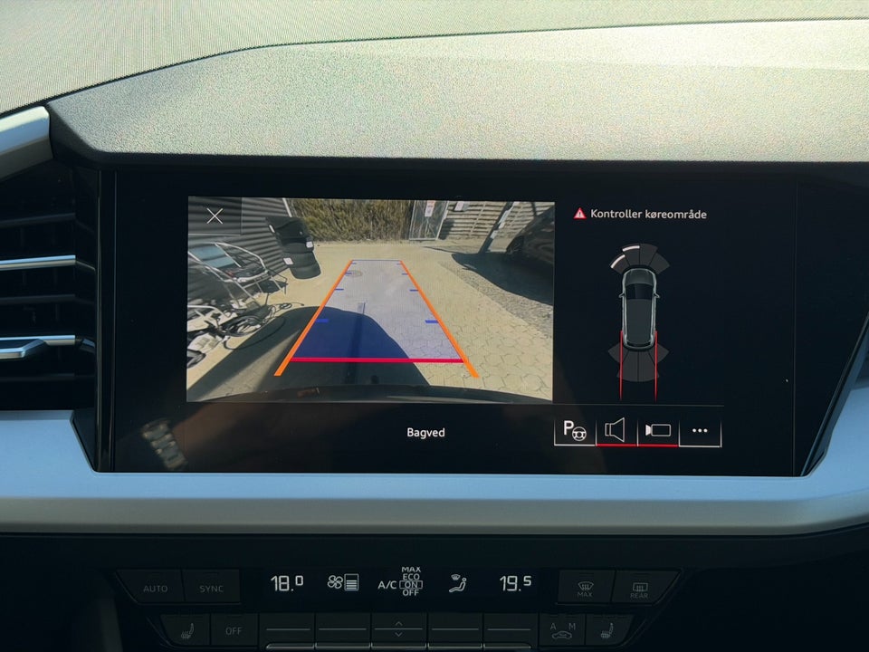 Audi Q4 e-tron 40 Advanced 5d