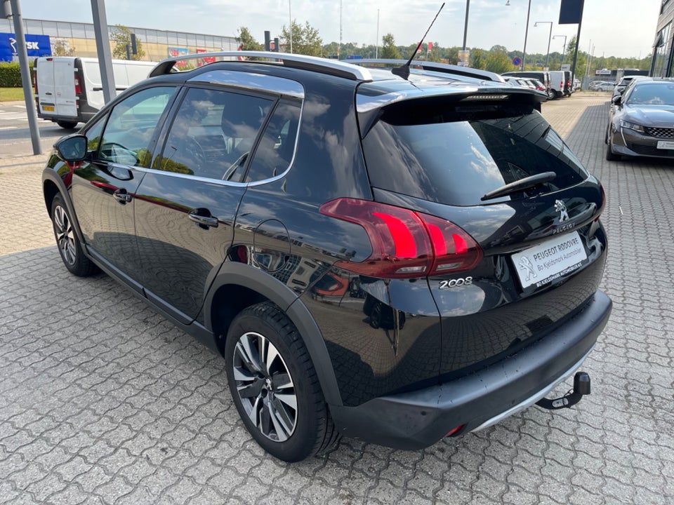 Peugeot 2008 1,2 PureTech 130 Prestige 5d