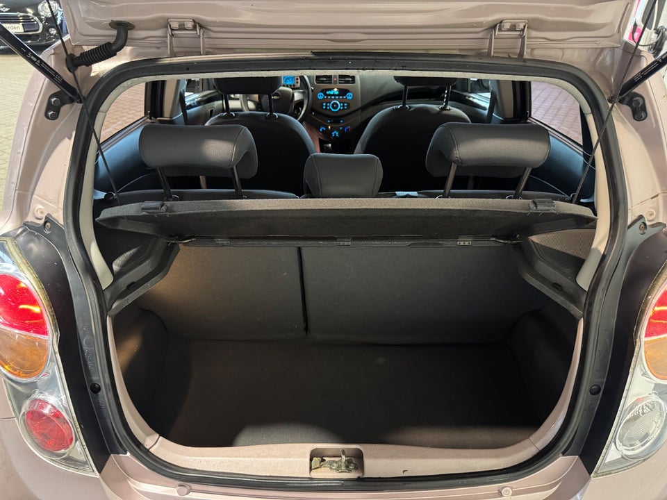 Chevrolet Spark 1,0 LS 5d