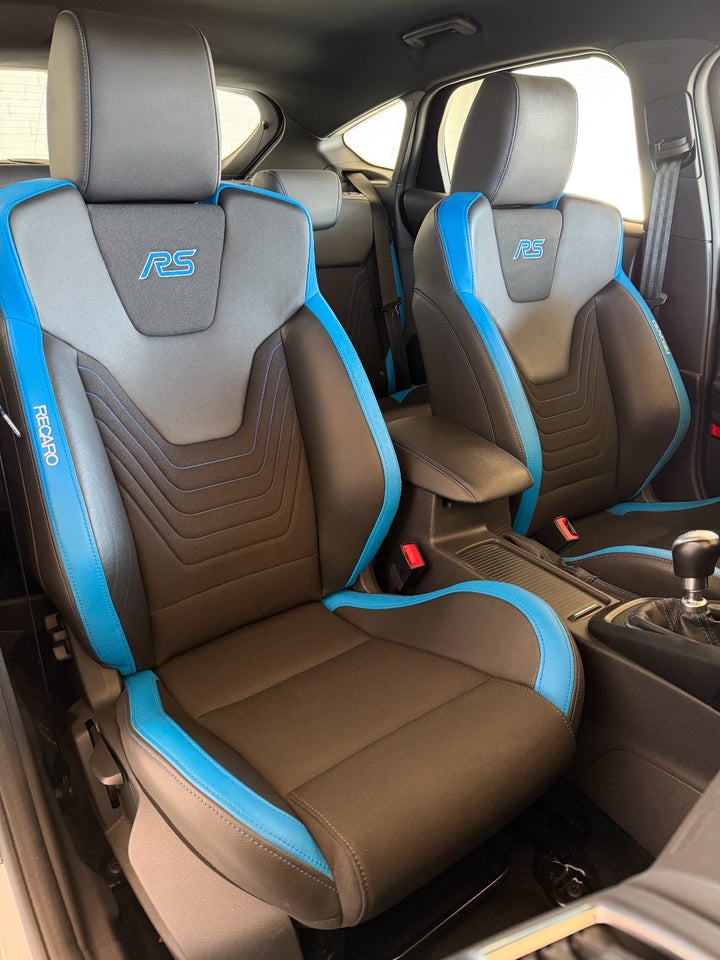 Ford Focus 2,3 SCTi 350 RS 5d