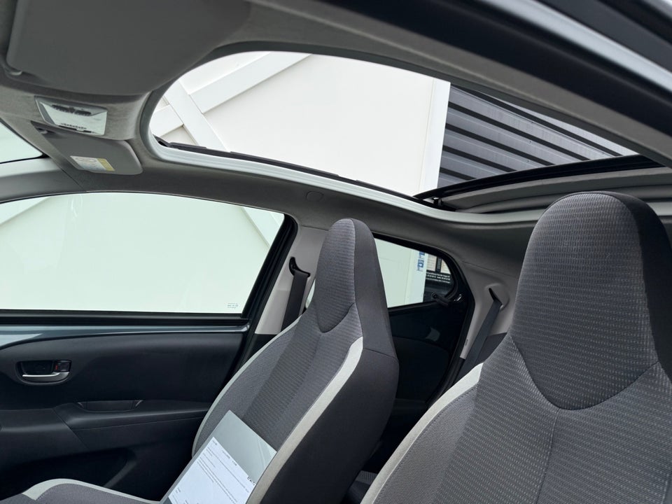 Toyota Aygo 1,0 VVT-i x-sky 5d