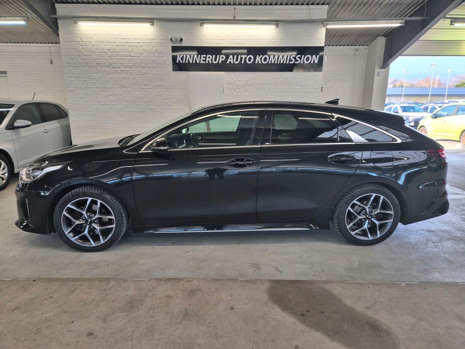 Kia ProCeed 1,6 CRDi 136 GT-Line DCT 5d