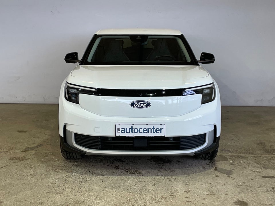 Ford Explorer 82 Premium Extended Range 5d