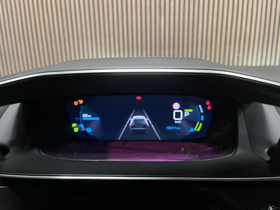 Peugeot e-2008 50 GT 5d