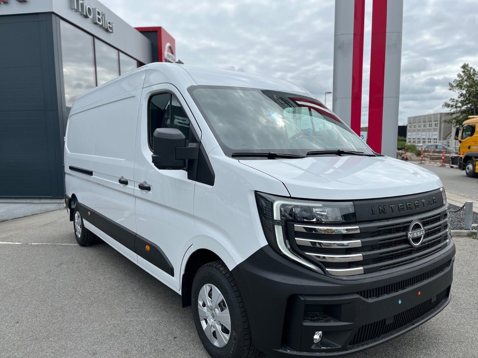 Nissan Interstar 2,0 dCi 170 L3H2 Tekna aut. Van