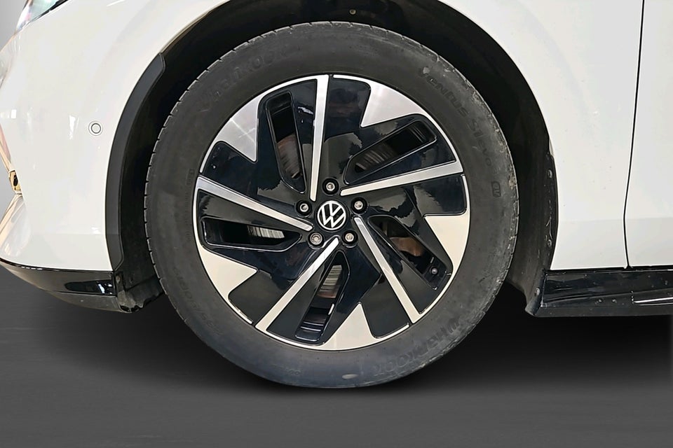 VW ID.7 77 Style+ Tourer 5d