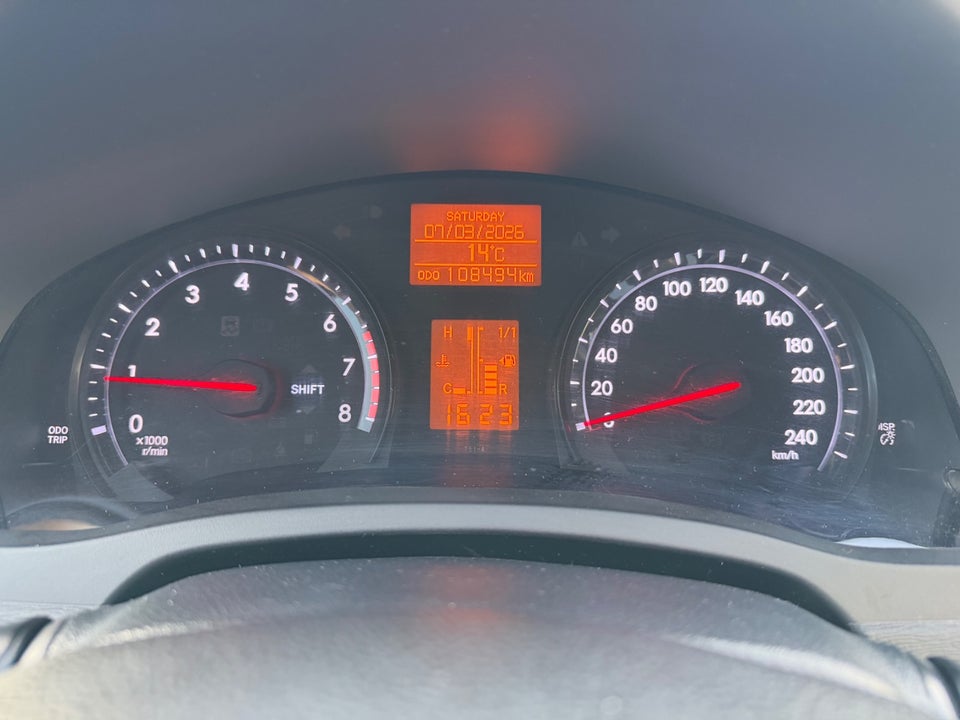 Toyota Avensis 1,8 VVT-i T2 Premium stc. 5d