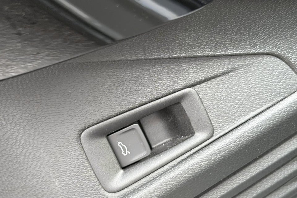 VW ID.4 77 Pro 5d