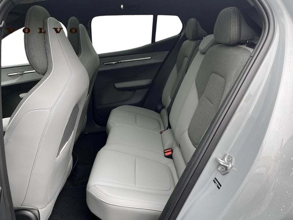 Volvo EX30 CC Twin Performance Ultra 5d