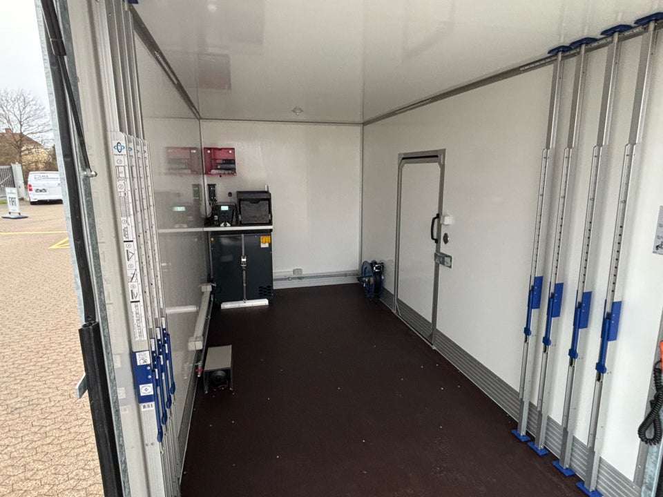 Iveco Daily 3,0 35S18 4100mm Alukasse m/lift AG8