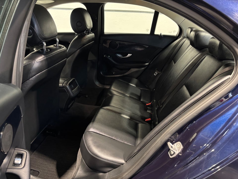 Mercedes C220 d 2,2 AMG Line aut. 4d