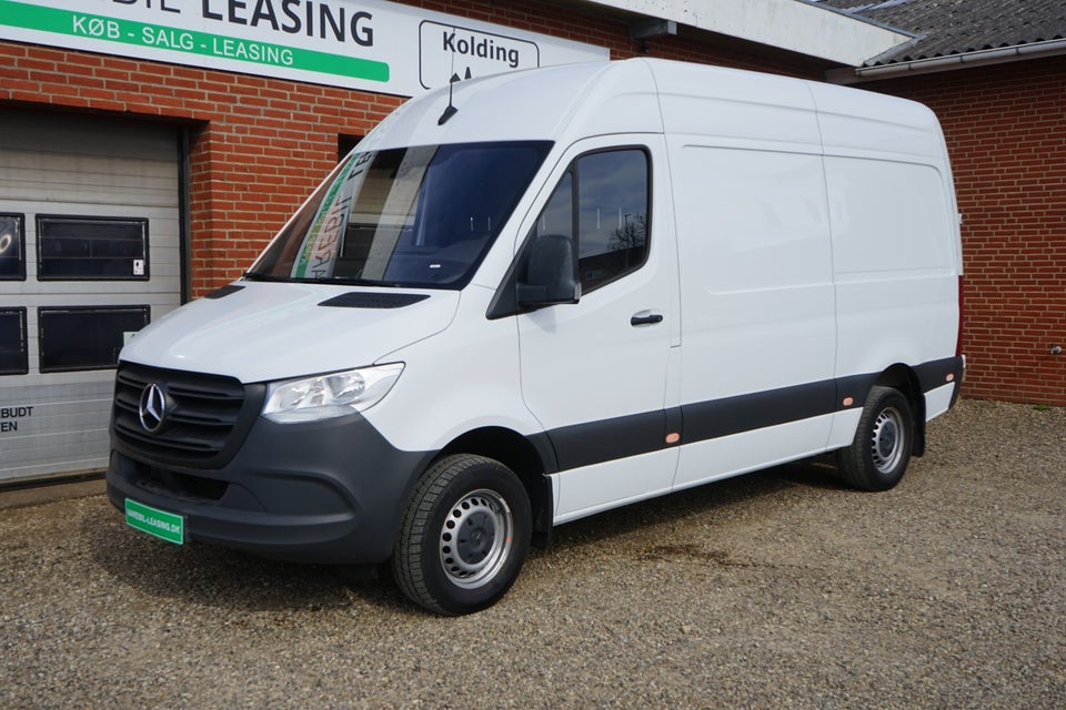 Mercedes Sprinter 317 2,0 CDi A2 Kassevogn aut. RWD
