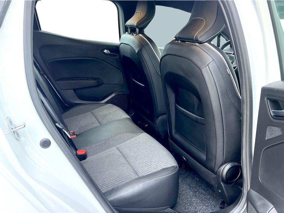 Renault Clio V 1,0 TCe 90 Intens X-tr. 5d