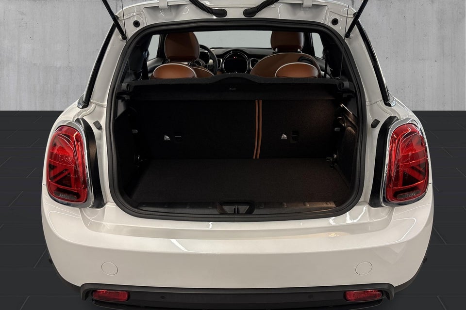 MINI Cooper SE Maximise 3d