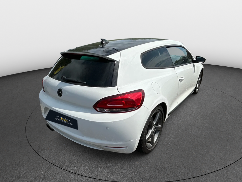 VW Scirocco 1,4 TSi 122 Sport Van 3d