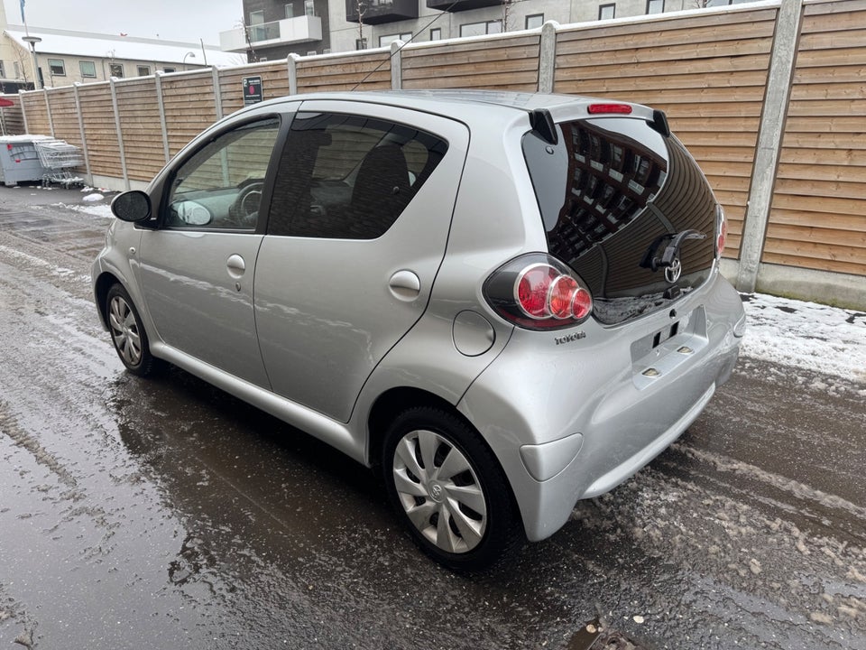 Toyota Aygo 1,0 VVT-i T2 Air 5d