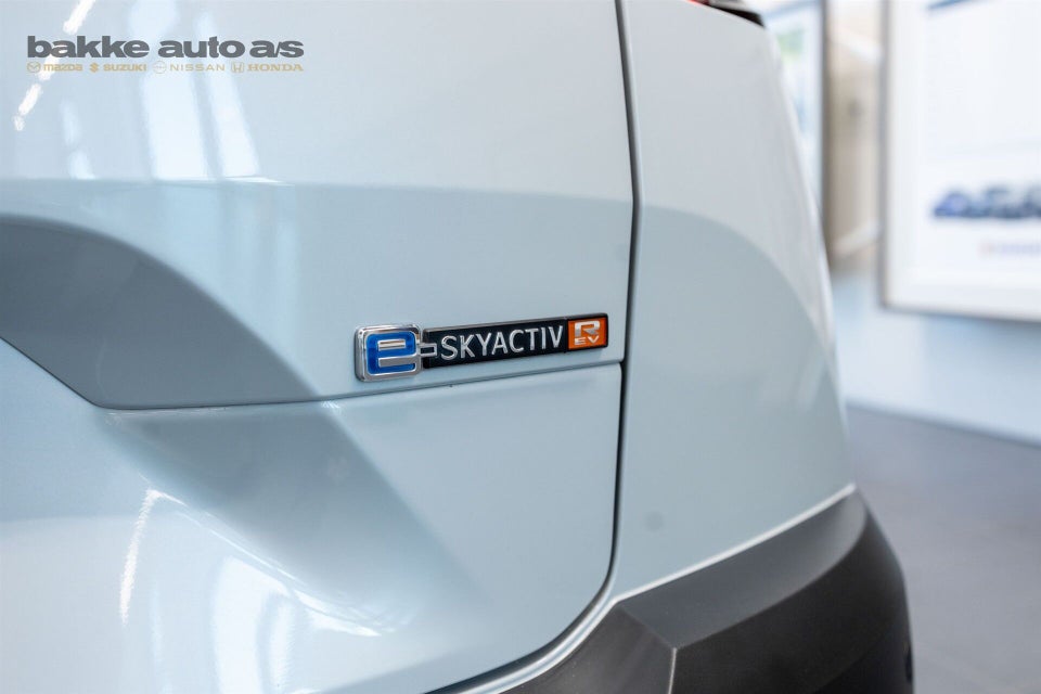 Mazda MX-30 0,8 e-SkyActiv R-EV Makoto 5d