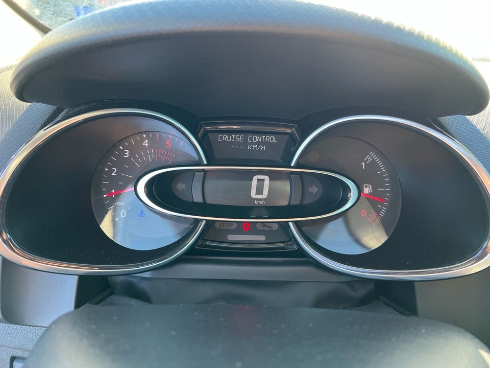 Renault Clio IV 1,5 dCi 90 Zen Sport Tourer 5d