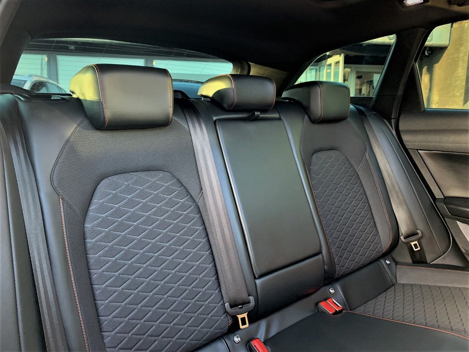 Seat Leon 1,4 eHybrid FR Sportstourer DSG 5d