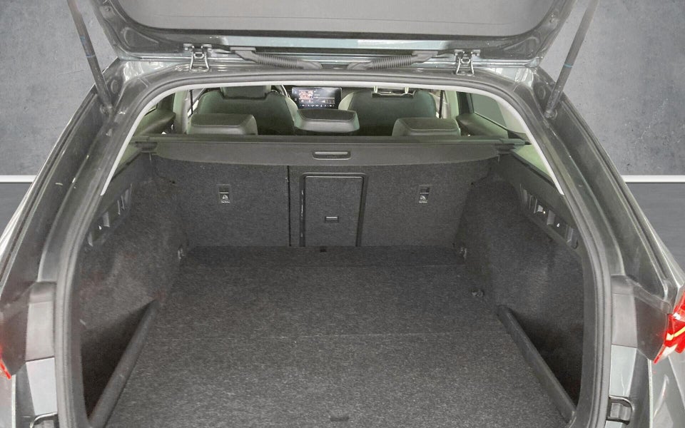 Skoda Octavia 1,4 TSi iV First Edition Combi DSG 5d