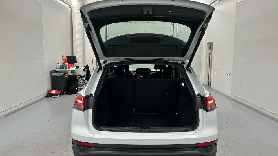 Audi Q4 e-tron 40 Attitude 5d