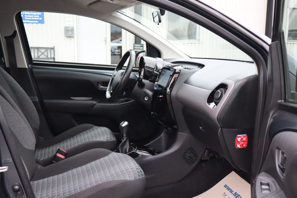 Peugeot 108 1,0 e-VTi 72 Final Edition 5d