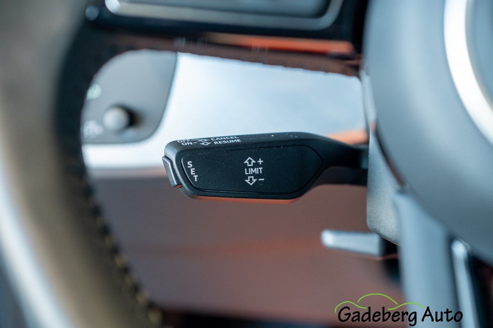 Audi A4 40 TFSi Sport Prestige S-tr. 4d