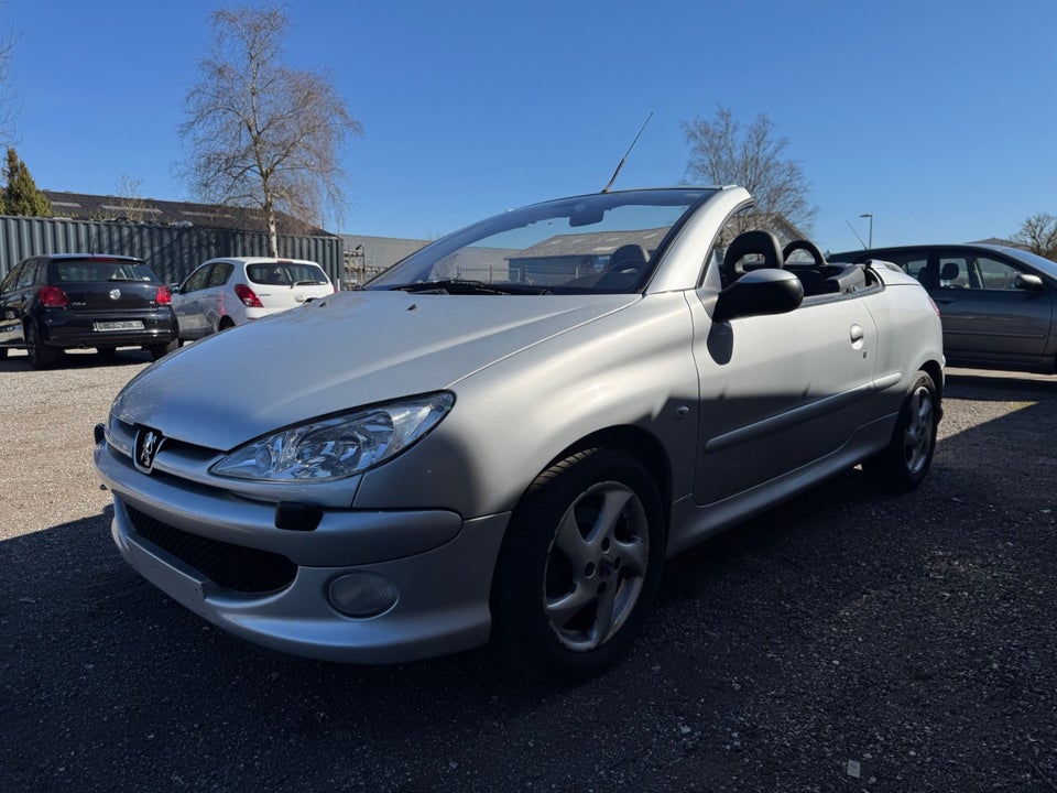 Peugeot 206 1,6 16V CC 2d