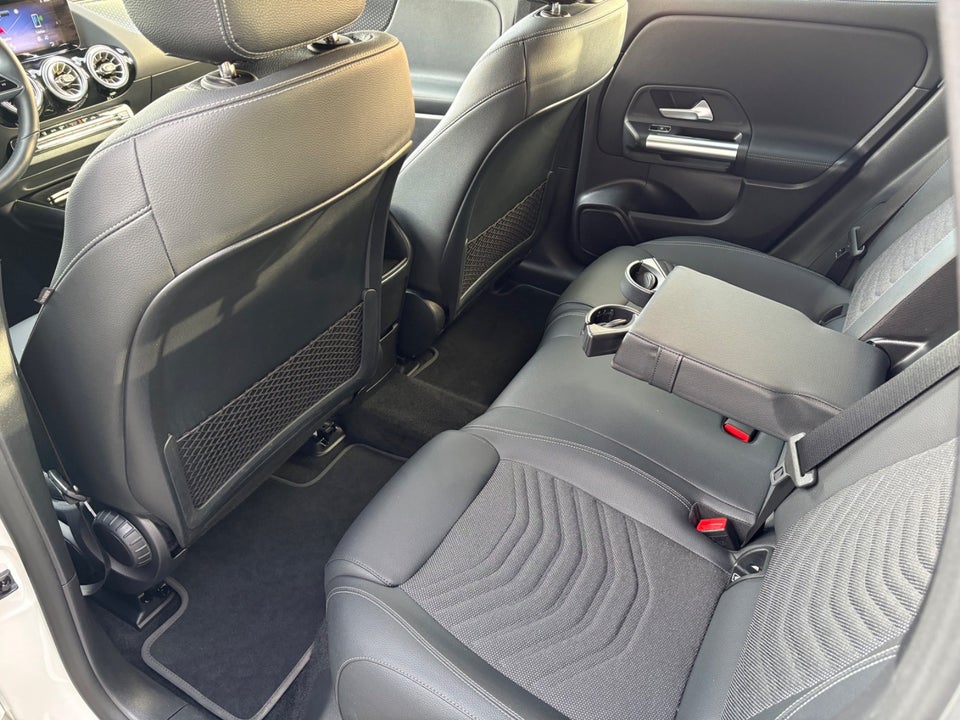 Mercedes EQA250 Progressive 5d