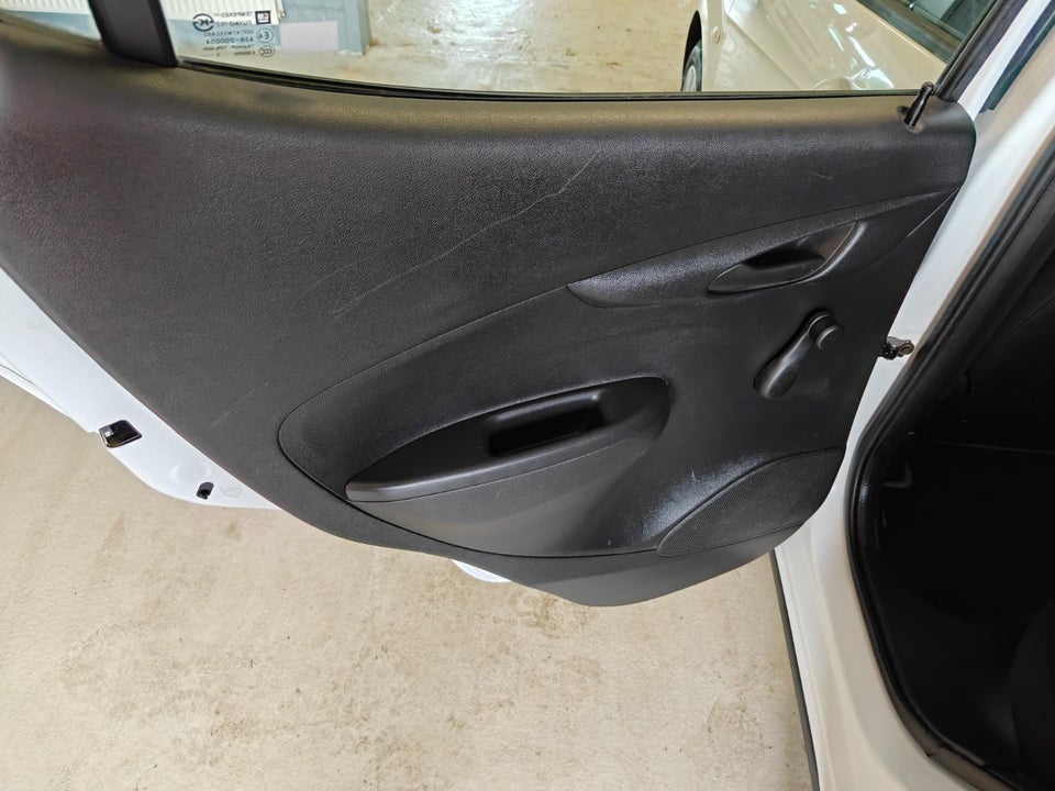 Opel Karl 1,0 Enjoy 5d