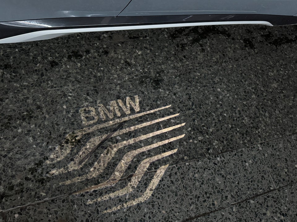 BMW iX1 xDrive30 X-Line 5d