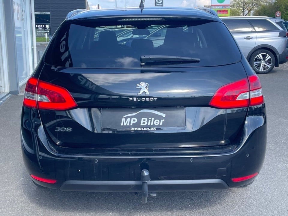 Peugeot 308 1,6 BlueHDi 120 Allure Sky SW 5d