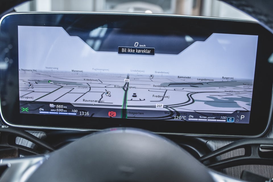 Mercedes EQE350+ Electric Art 4d